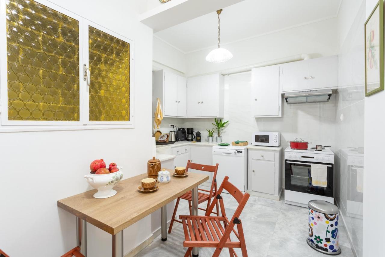 A Short Walk To Syntagma And Plaka By Athenian Homes Esterno foto