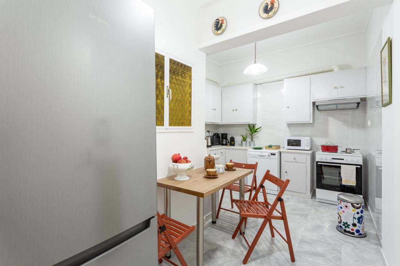 A Short Walk To Syntagma And Plaka By Athenian Homes Esterno foto
